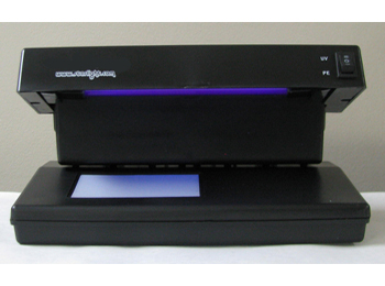Deluxe UV Counterfeit Detector